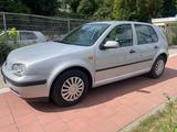 Volkswagen Golf 1.6 Automatik Comfortline 1.Hand Scheckheft