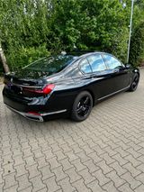 BMW 745e - - BMW 7er Reihe mit Hybrid-Antrieb