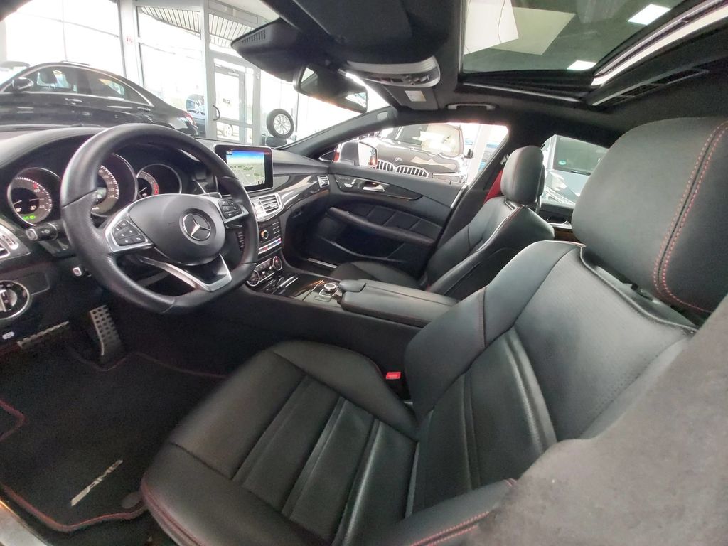 Mercedes-Benz CLS 500 Coupe 4M AMG MEMORY AIRM DISTR 116 T NP