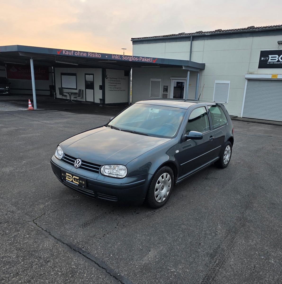 Volkswagen Golf 1.4 Pacific Highline-Sondermodell,Tüv 8/27