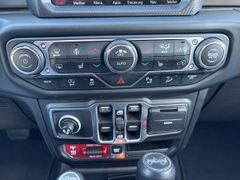 Fahrzeugabbildung Jeep Wrangler 2.2CRDi Rubicon LEDER KAMERA TRITTBRETT