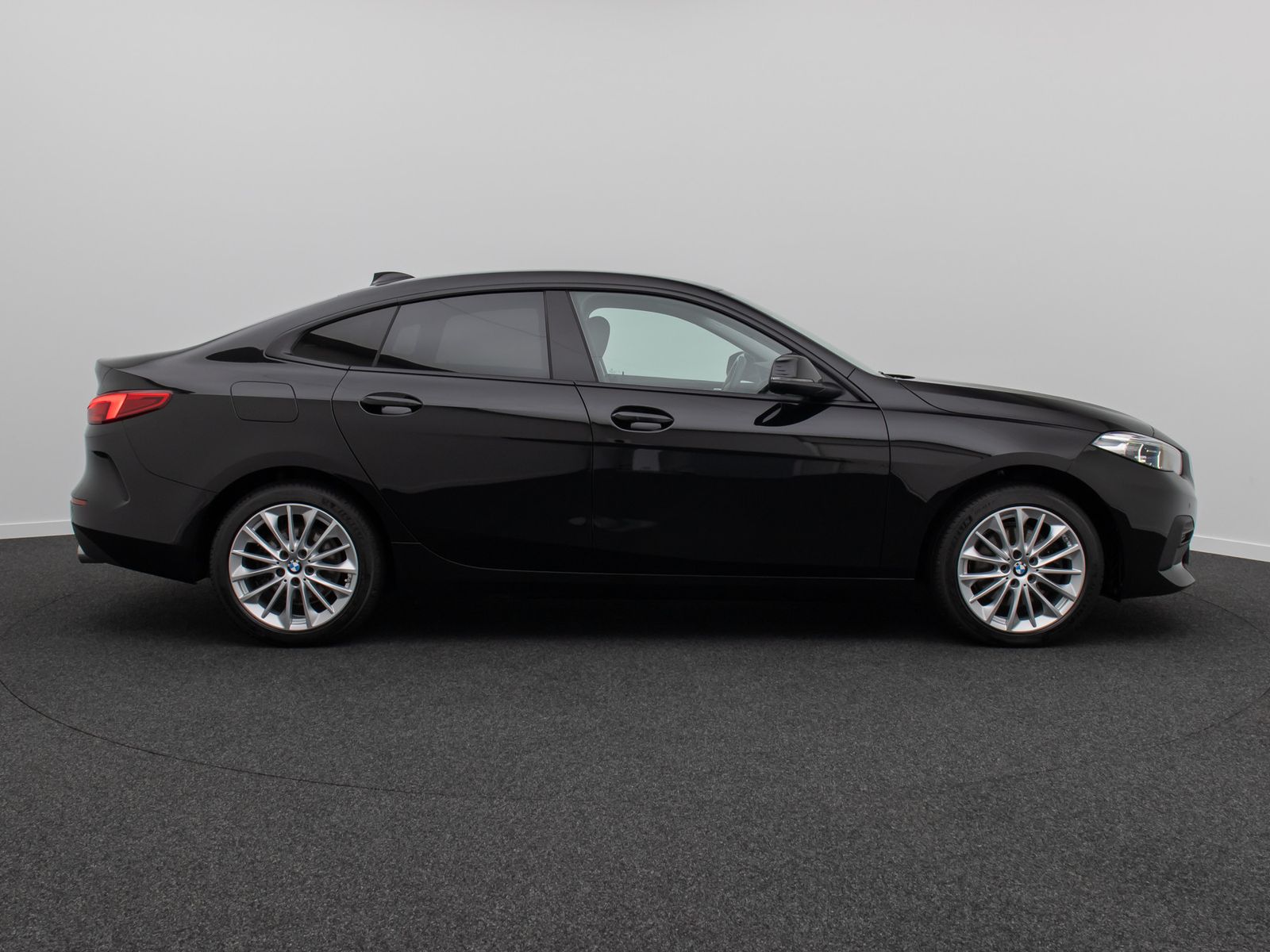 Fahrzeugabbildung BMW 218 Gran Coup&eacute; HUD DAB H/K Komfort Sport Leder