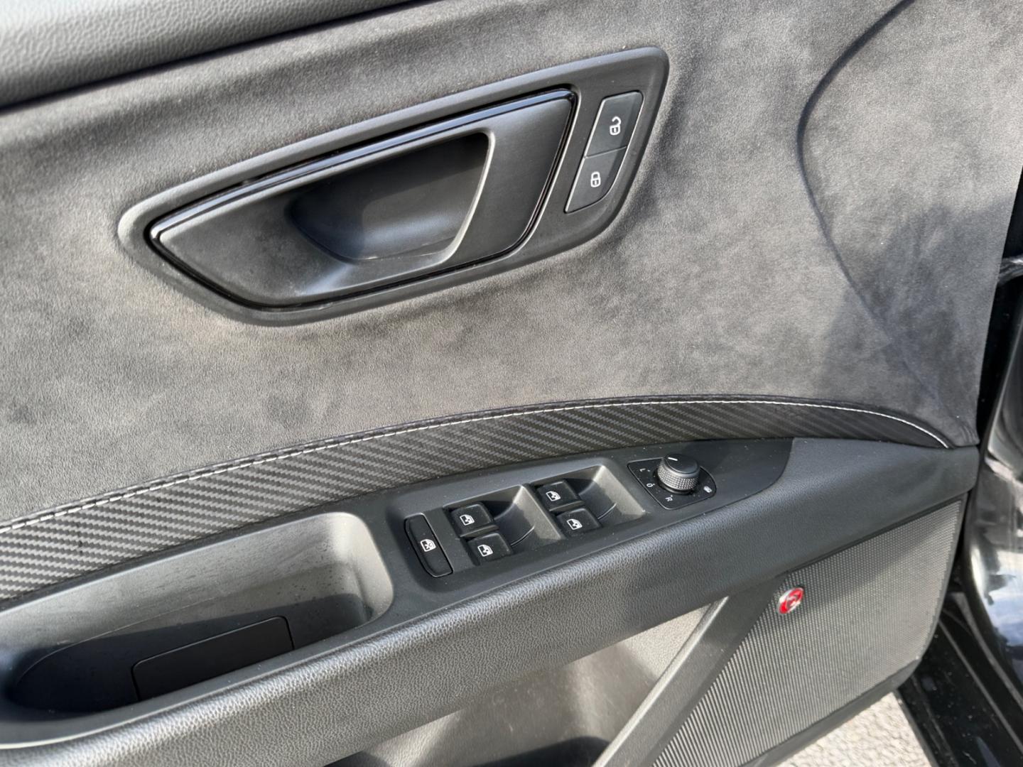 Seat Leon ST Cupra 300 4Drive *BEATS*PANO*KAMERA*ACC*