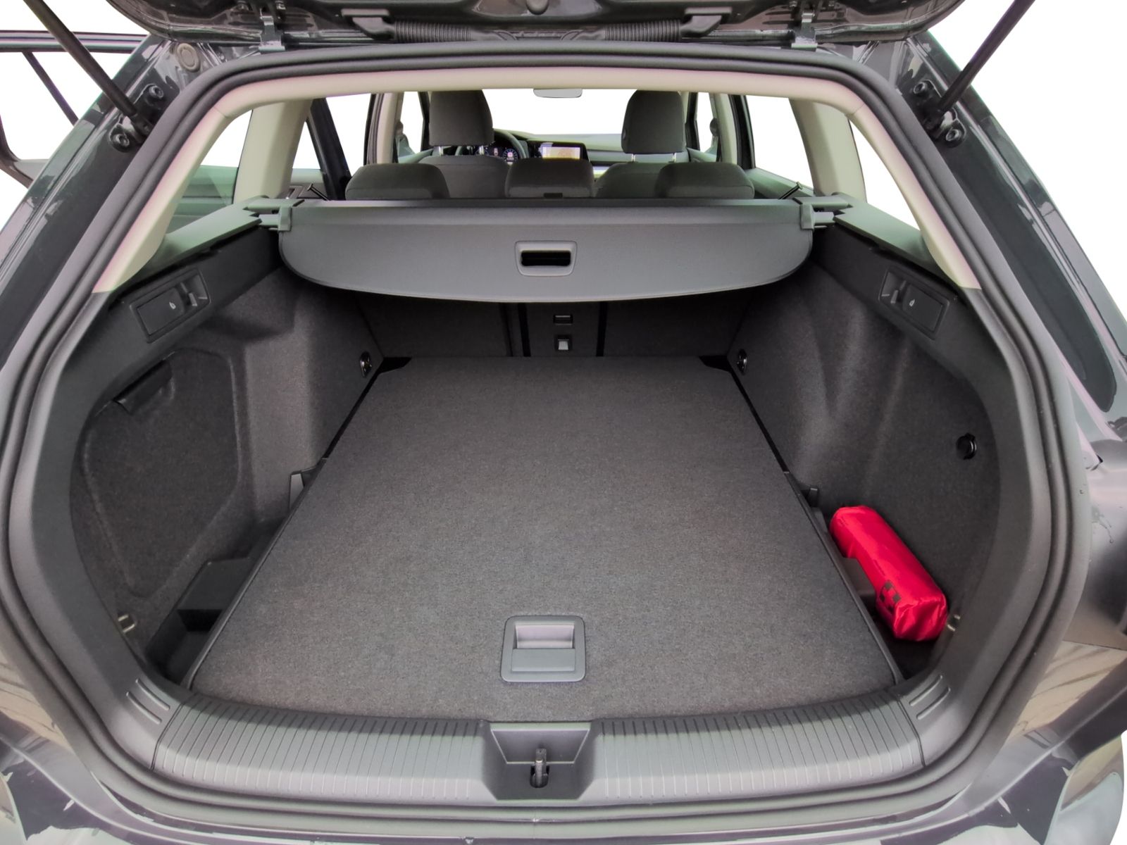 Golf VIII Variant 1.0 TSI NAVI+ALU+CarPlay+ACC+