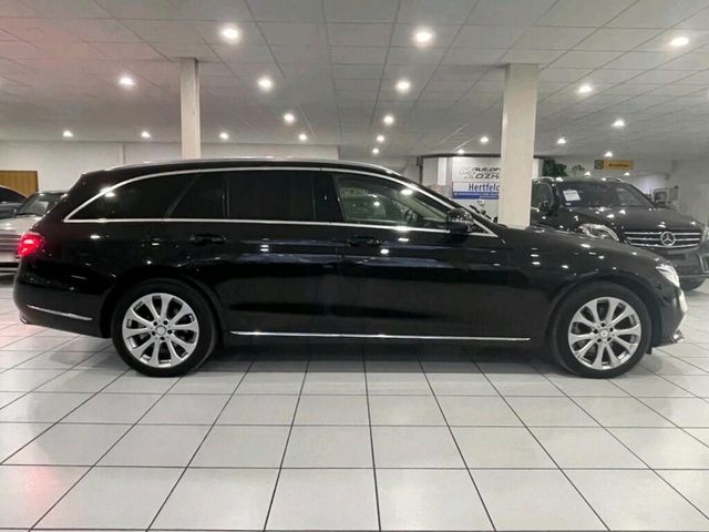 MERCEDES-BENZ Mercedes-Benz E220d T-Modell 2017