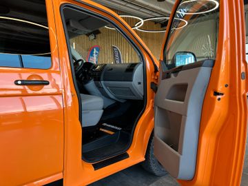 MYAUTOCENTER – Gebraucht- und Jahreswagen mit Werkstattservice in Pfaffenhofen Volkswagen T5 Transporter Kasten *AHK*SitzHZ*StandHZ*Klima*