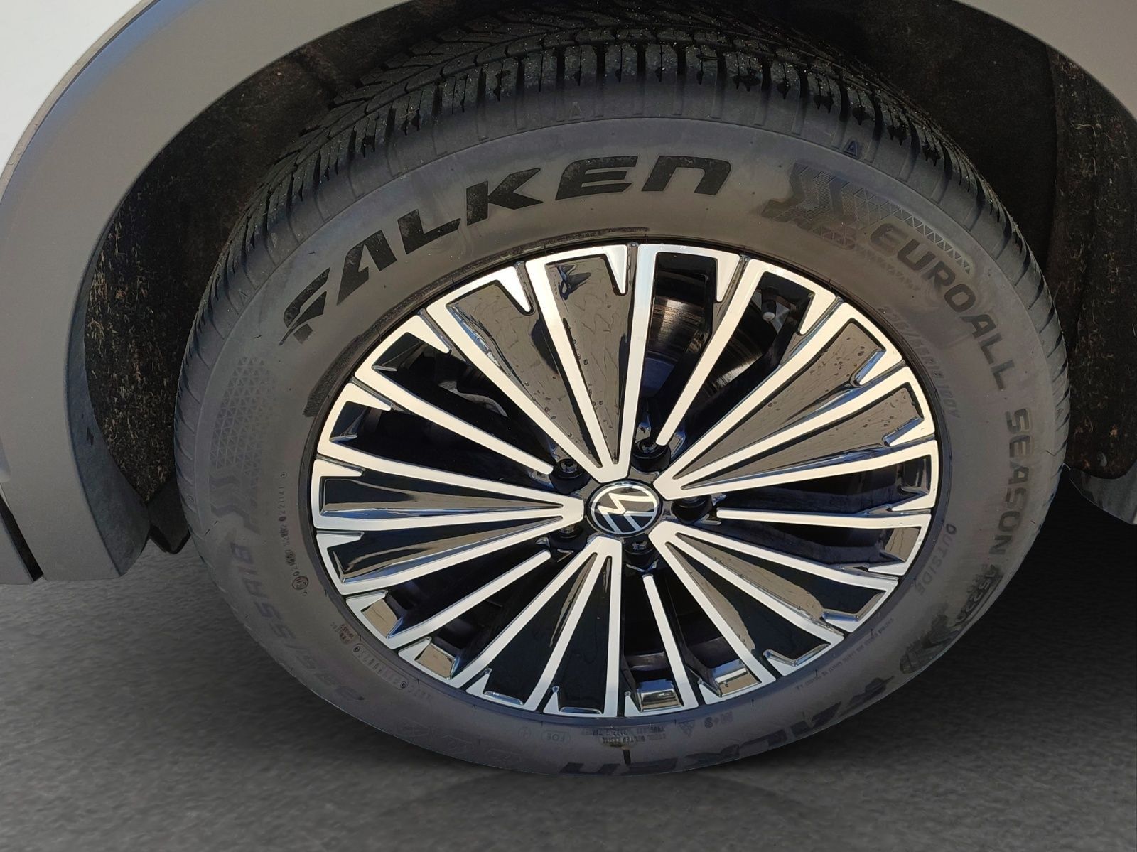 Volkswagen Tiguan - Bild 15
