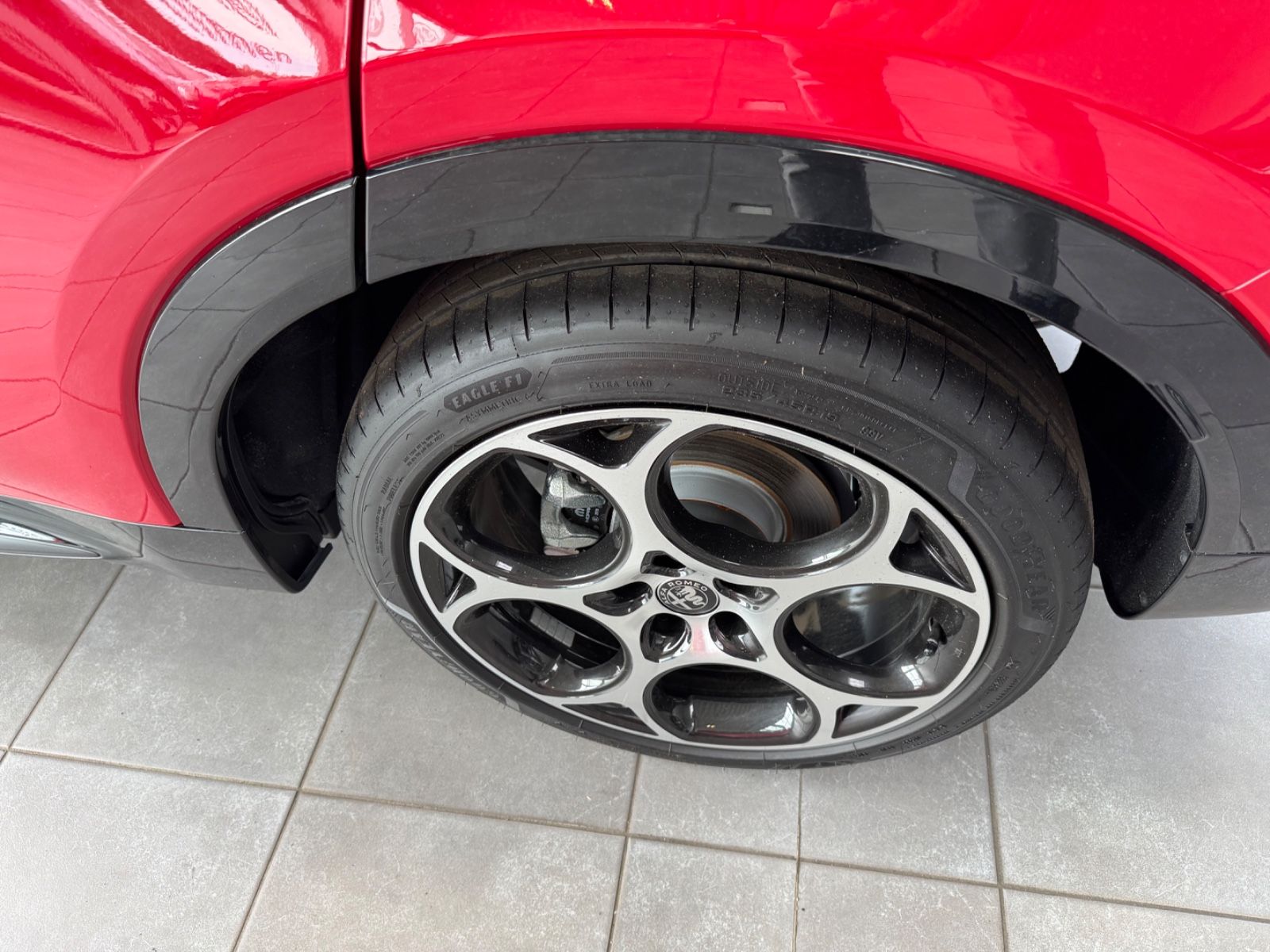 Fahrzeugabbildung Alfa Romeo Tonale Sprint/Sofort verfügbar