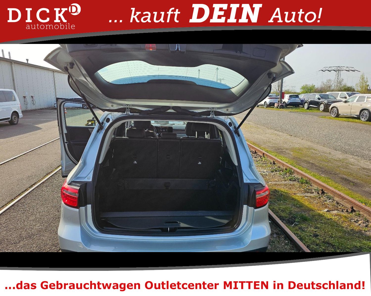 Fahrzeugabbildung Mercedes-Benz GLB 200d 4Mat 8G NAVI/SHZ/HIFI/DAB/PANO/RFK/8Fa