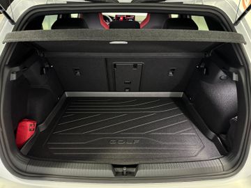 Volkswagen Golf VIII Lim. 2.0 TSI GTI Matrix19 ZollACC