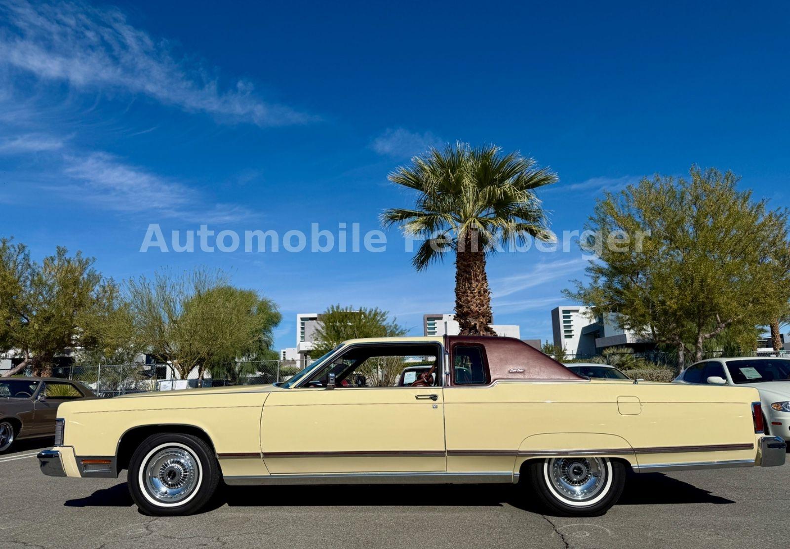 Lincoln Town Car Coupe 1 of 144 with only 35´000miles