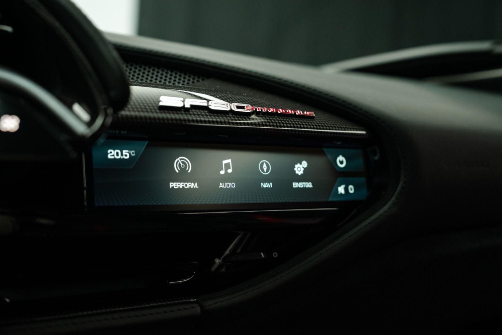 Fahrzeugabbildung Ferrari SF90 Stradale FIORANO/CARBON/CAM