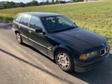 BMW 318i touring 318i - BMW 318 aus 1996: 318i