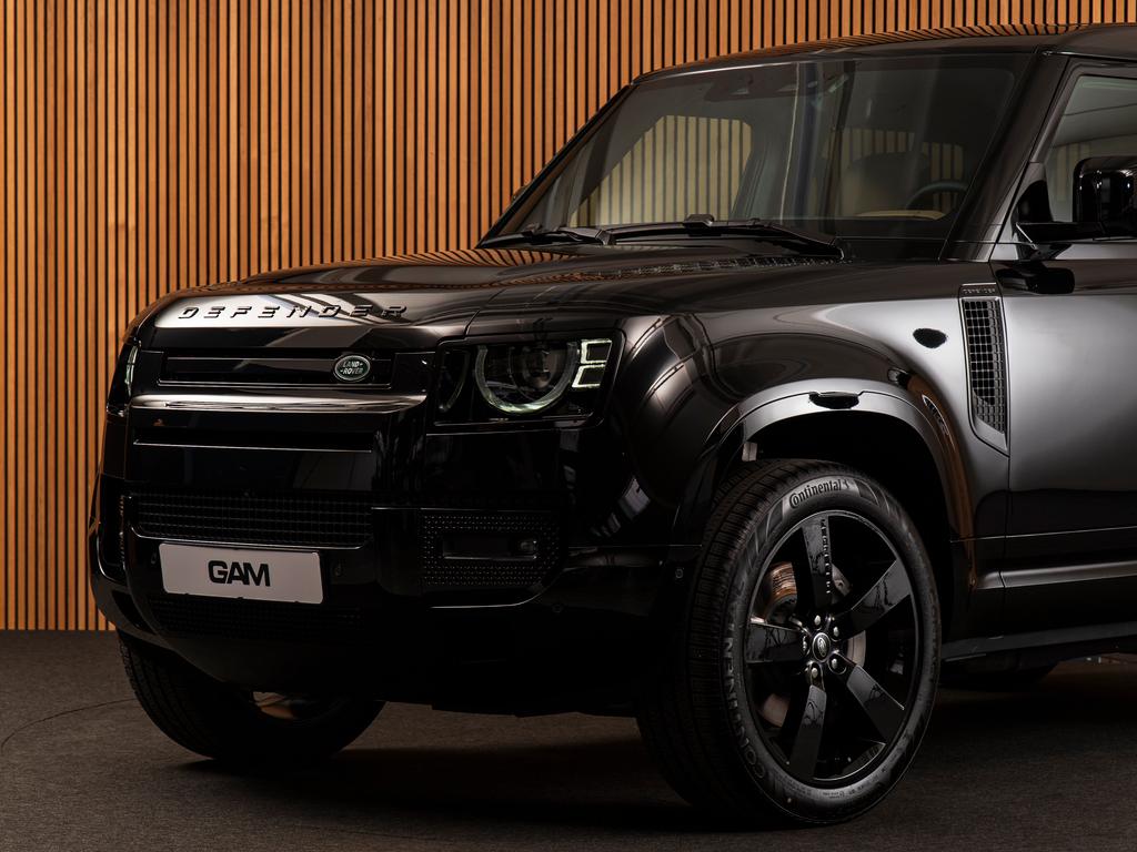 Land Rover Defender