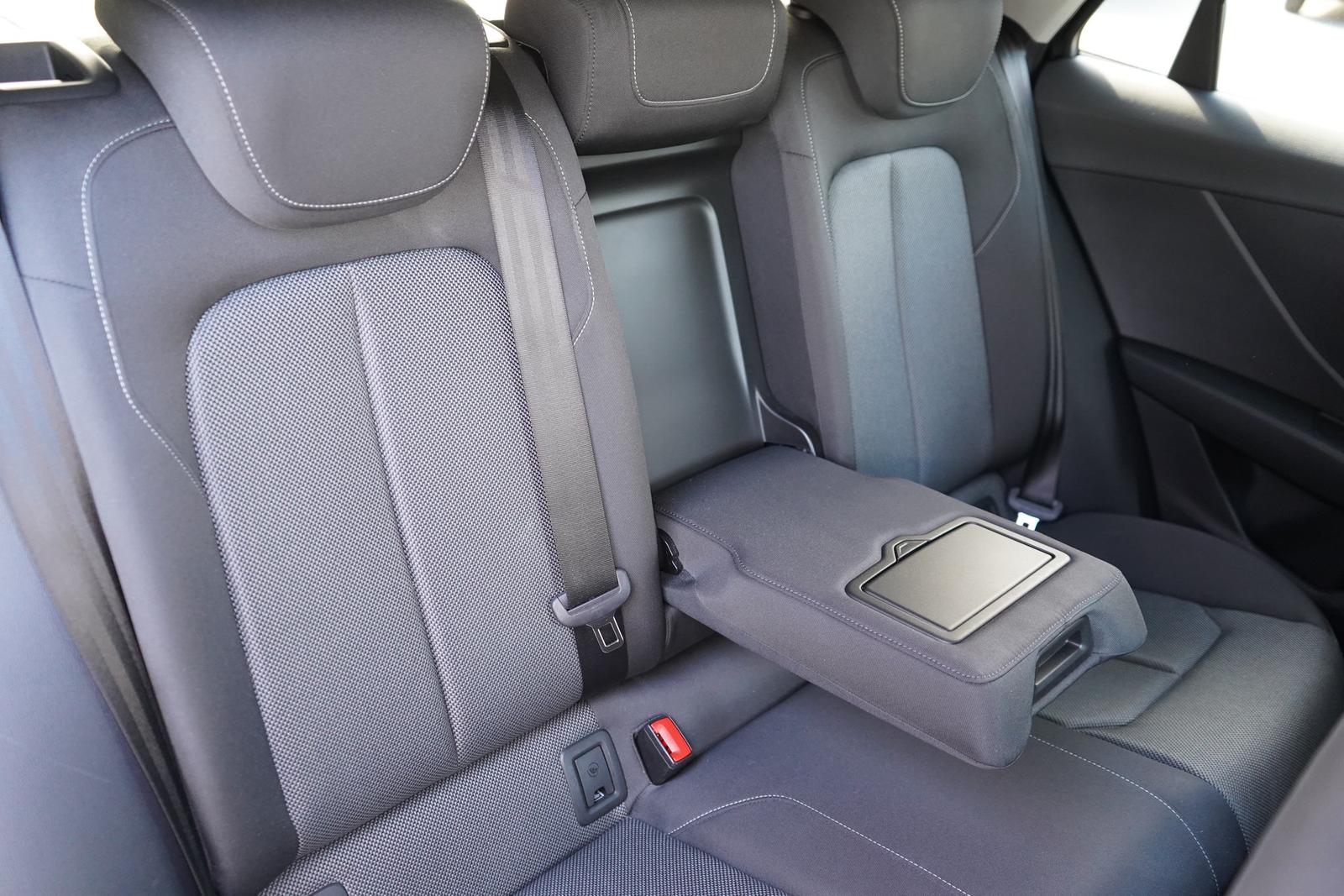 Audi Q2 35 1.5 TFSI advanced LED Sitzheizung Navi PDC, миниатюра 28