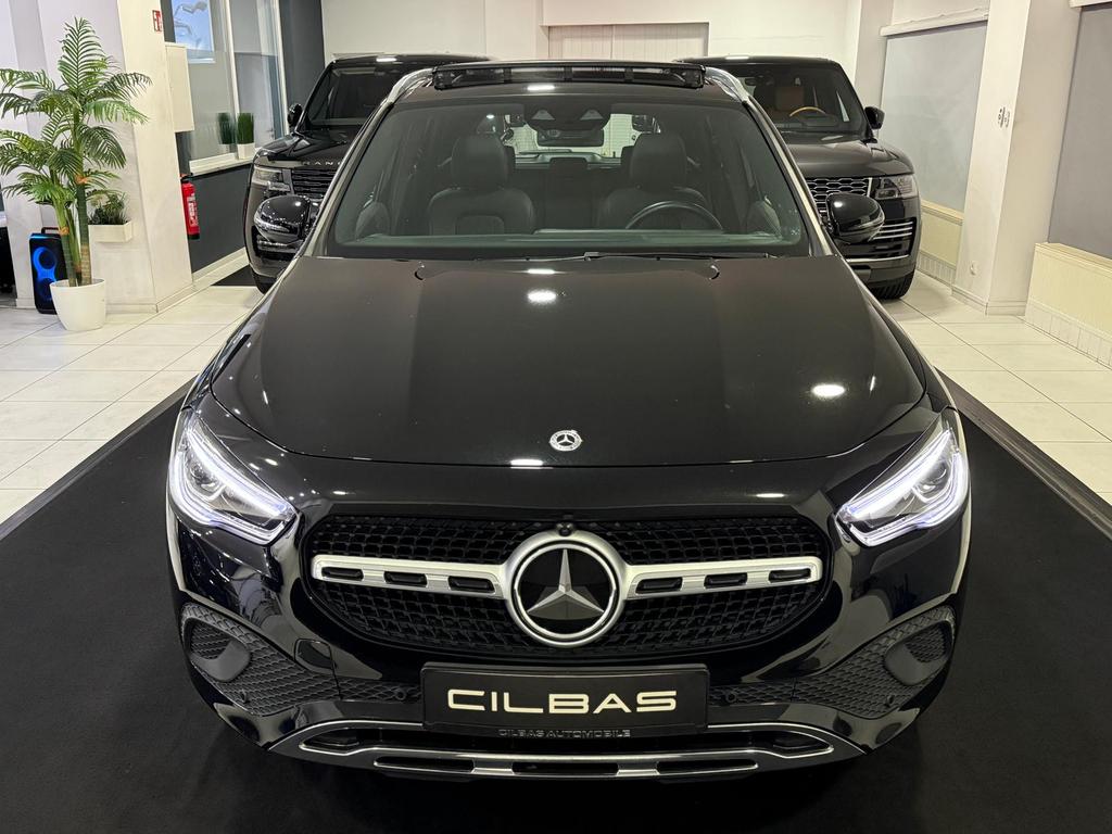 Mercedes-Benz GLA 220