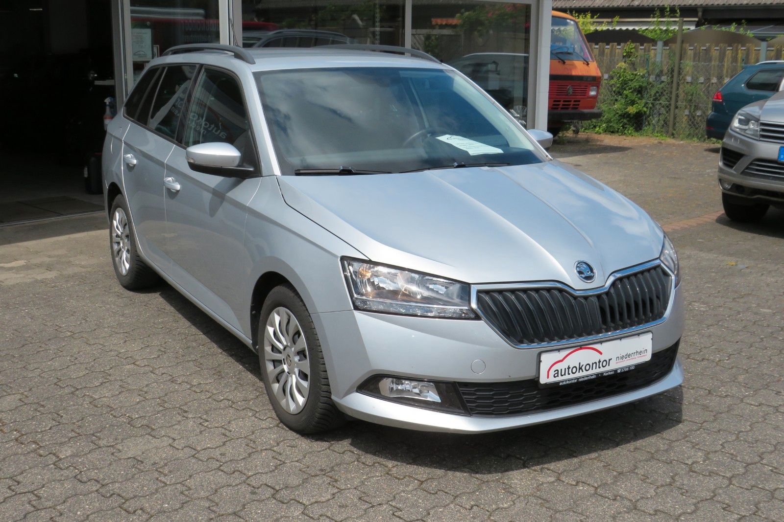 Fahrzeugabbildung SKODA Fabia Combi Ambition NAVI PDC GJ SITZH APP 1.HD