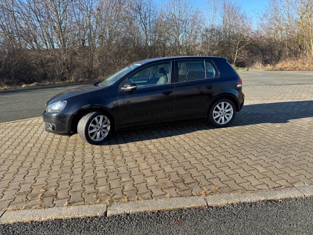 Volkswagen Golf VI  1.6 Highline