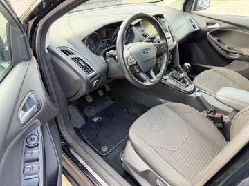 Ford Focus - 9