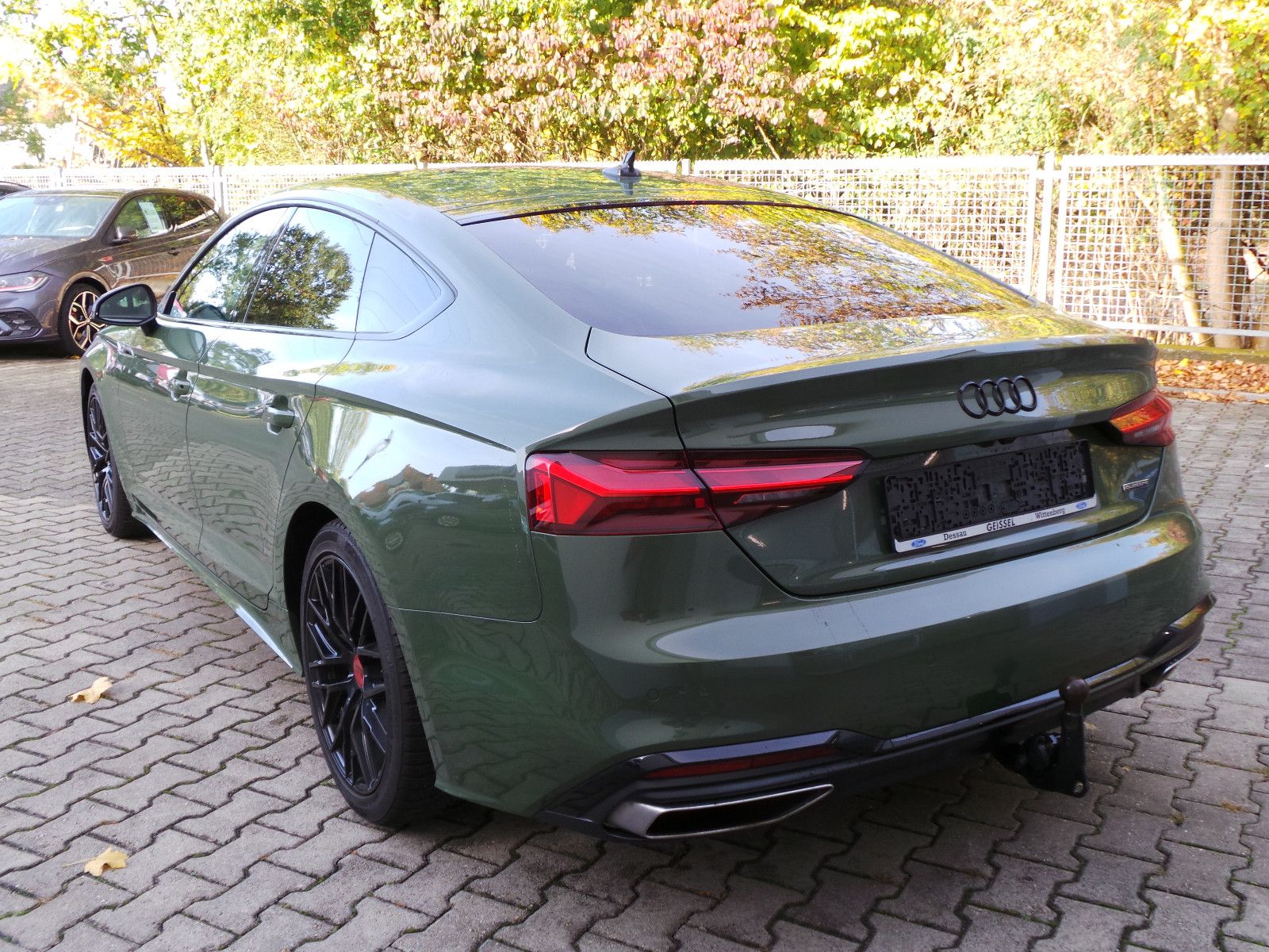 Audi A5 Sportback 45 TFSI quattro S line Autom AHK Na foto 5