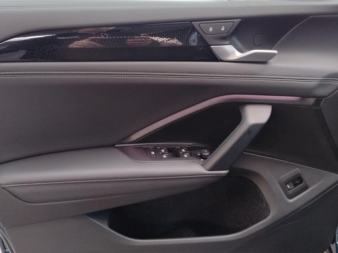 Tayron Life 1.5 eTSI DSG Klima Rückfahrkamera