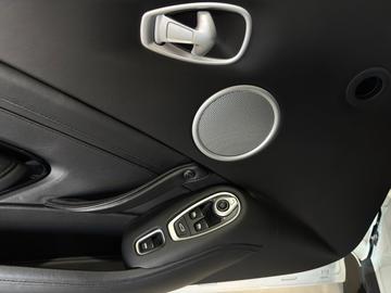 2021 Aston Martin V8 VANTAGE 缩略图 11