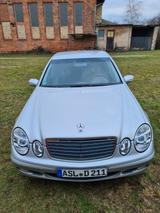 Mercedes-Benz E 200 KOMPRESSOR CLASSIC Classic - gebrauchte Mercedes-Benz E 200 aus dem Jahr 2003