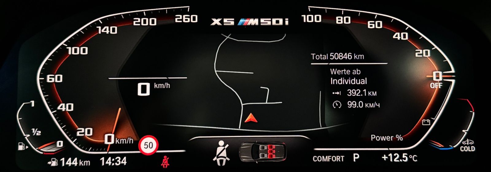 Fahrzeugabbildung BMW X5 M50i Panorama 360°Laser HUD DAB H/K SoftCl 21