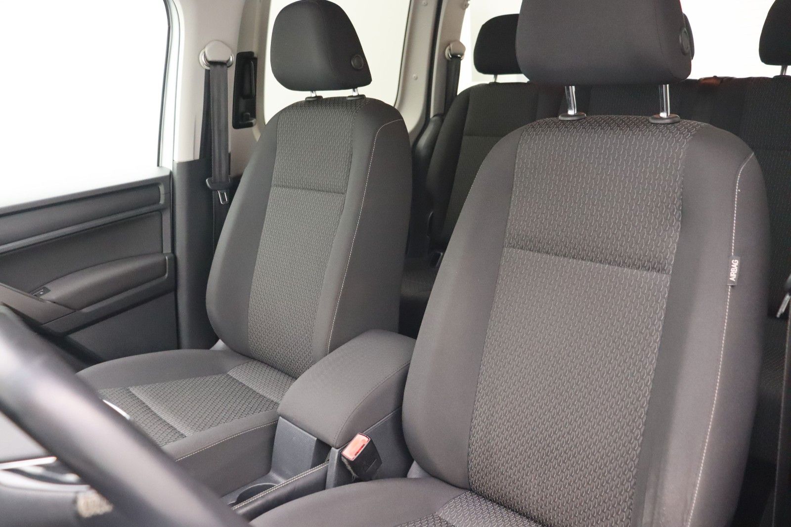 Fahrzeugabbildung Volkswagen Caddy 1.4 TSI Trendline BMT AHK TEMPO PDC