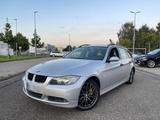 BMW 320i E91 **AUTOMATIK**TÜV NEU ** PANO - BMW 320 aus 2005: Kombi, 320i