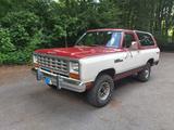 Dodge RAMCHARGER 150 Royal SE Prospector 5.2l - Dodge RAM Gebrauchtwagen in Stuttgart
