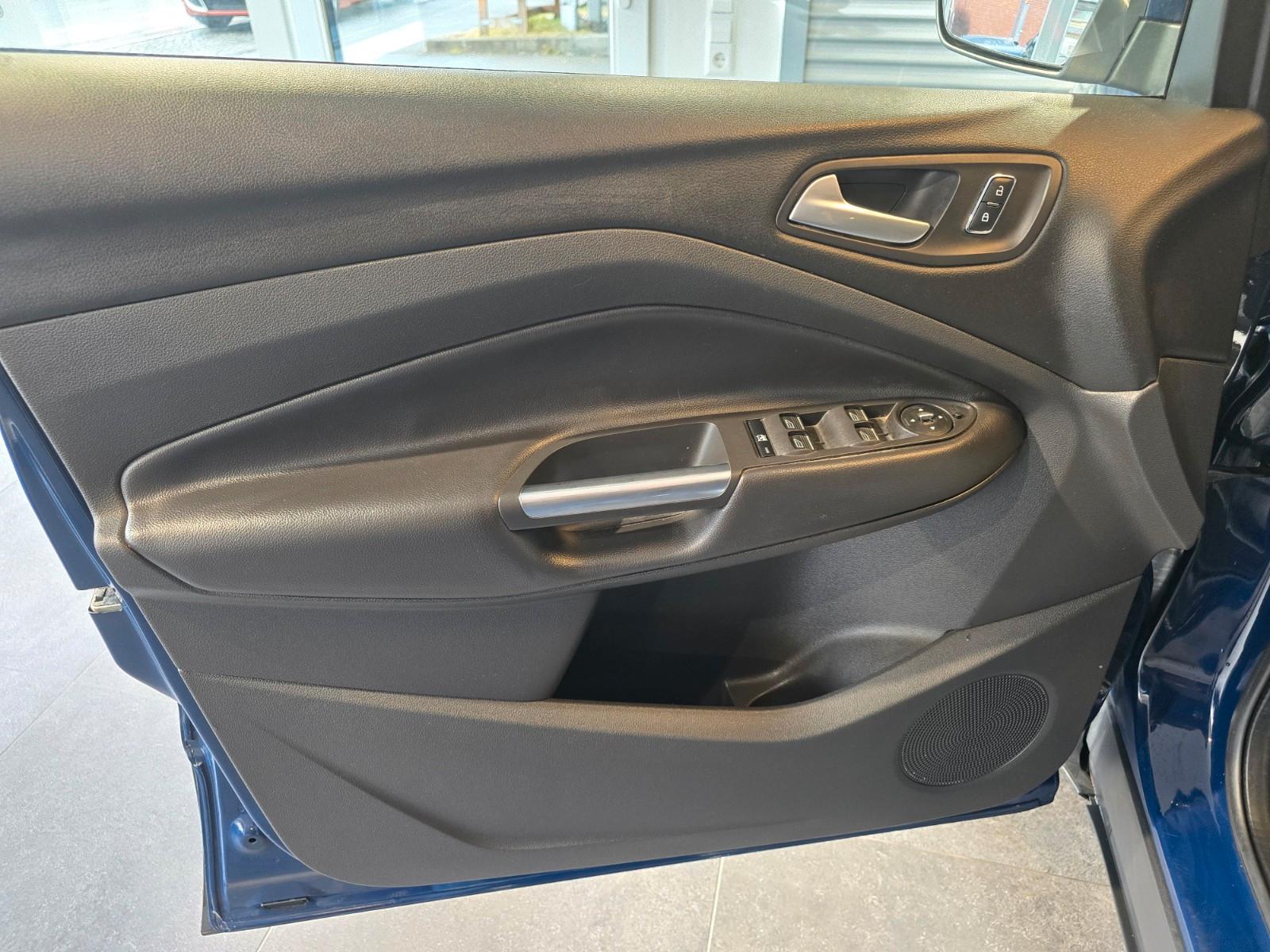 FORD KUGA - 2.0 TDCI -140 CV - 4X4 - BVA