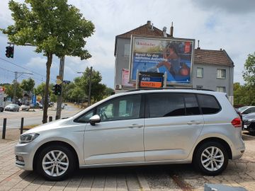 Volkswagen Touran - 3
