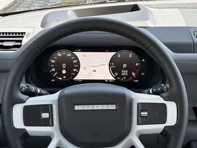 Land Rover Defender 130 D300 X-Dynamic HSE