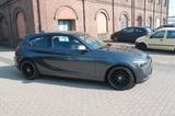 BMW 114i* neuer 19"Radsatz+tiefer gelegt*Sitzheizung - graue BMW 1er Reihe