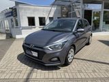 Hyundai i20 blue 1.2 Select +WINTERRÄDER - Hyundai i20: Select