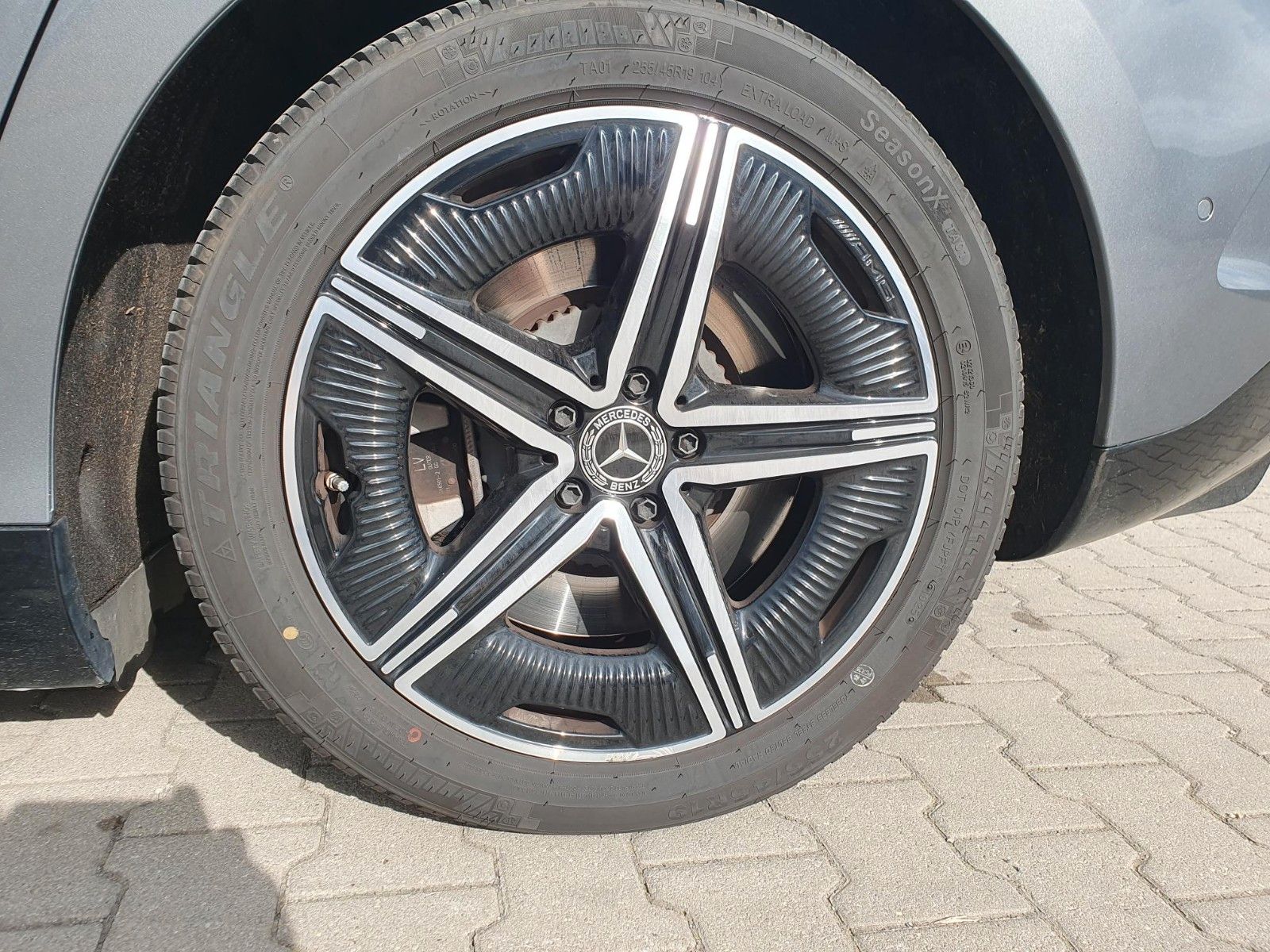 Mercedes-Benz EQE 300 Premium Panorama Allwetterreifen AMGLine foto 22