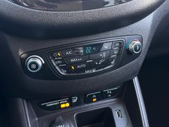 FORD Tourneo Courier 1.5 TDCi Sport*Navi*DAB*Winter-P