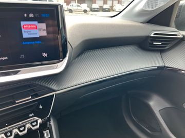 Peugeot 208 1.2 110 Allure KeyLess+LED+SHZ+LM+PDC+SpurH