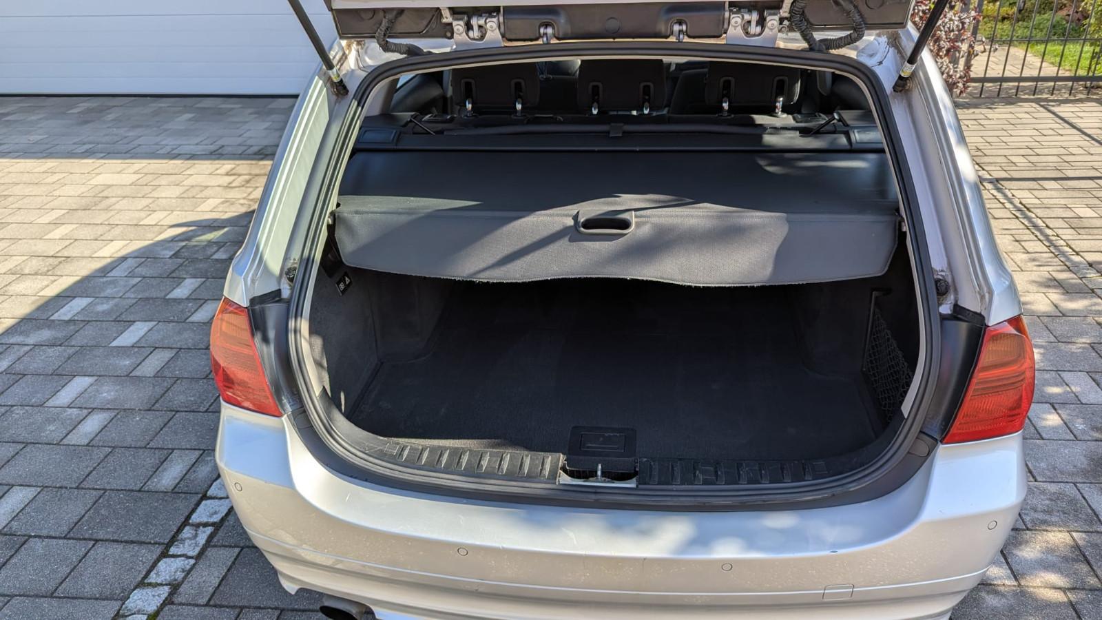 BMW 320 2006 — photo 9