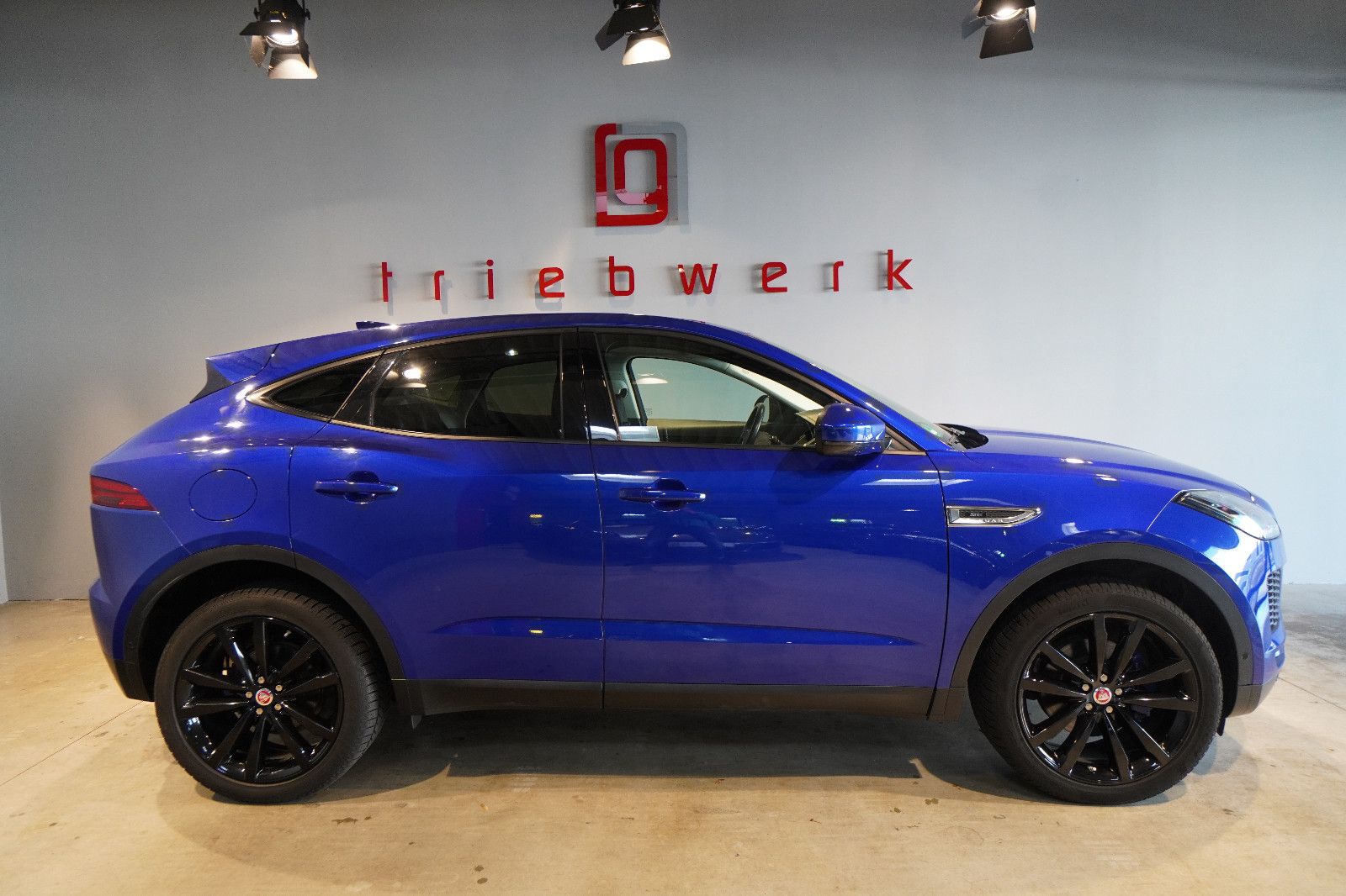 JAGUAR E-Pace