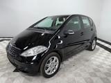 Mercedes-Benz A 150 ELEGANCE°Klima°1 Hand°Scheckheft°Sitzheizu - Mercedes-Benz A 150: Elegance