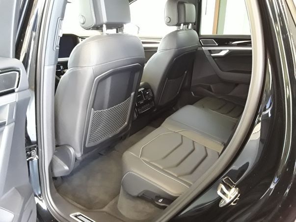 Touareg 3.0 TDI 4M R-LINE BLACK IQ.LIGHT+AHK+HUD