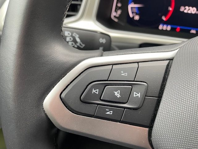 T-Roc 1.5 TSI Move Navi Kamera Matrix LED Apple