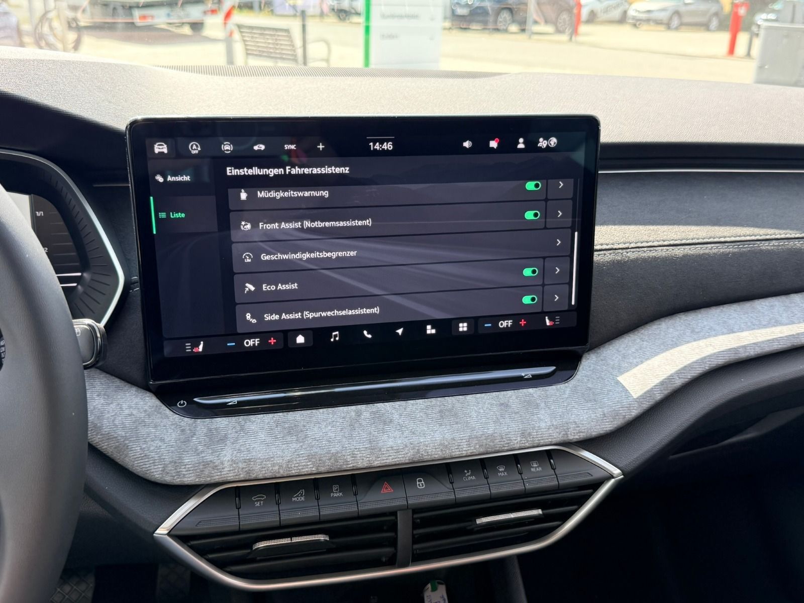 Fahrzeugabbildung SKODA Octavia Combi Balance 1.5TSI DSG*360°Cam*Alcanta