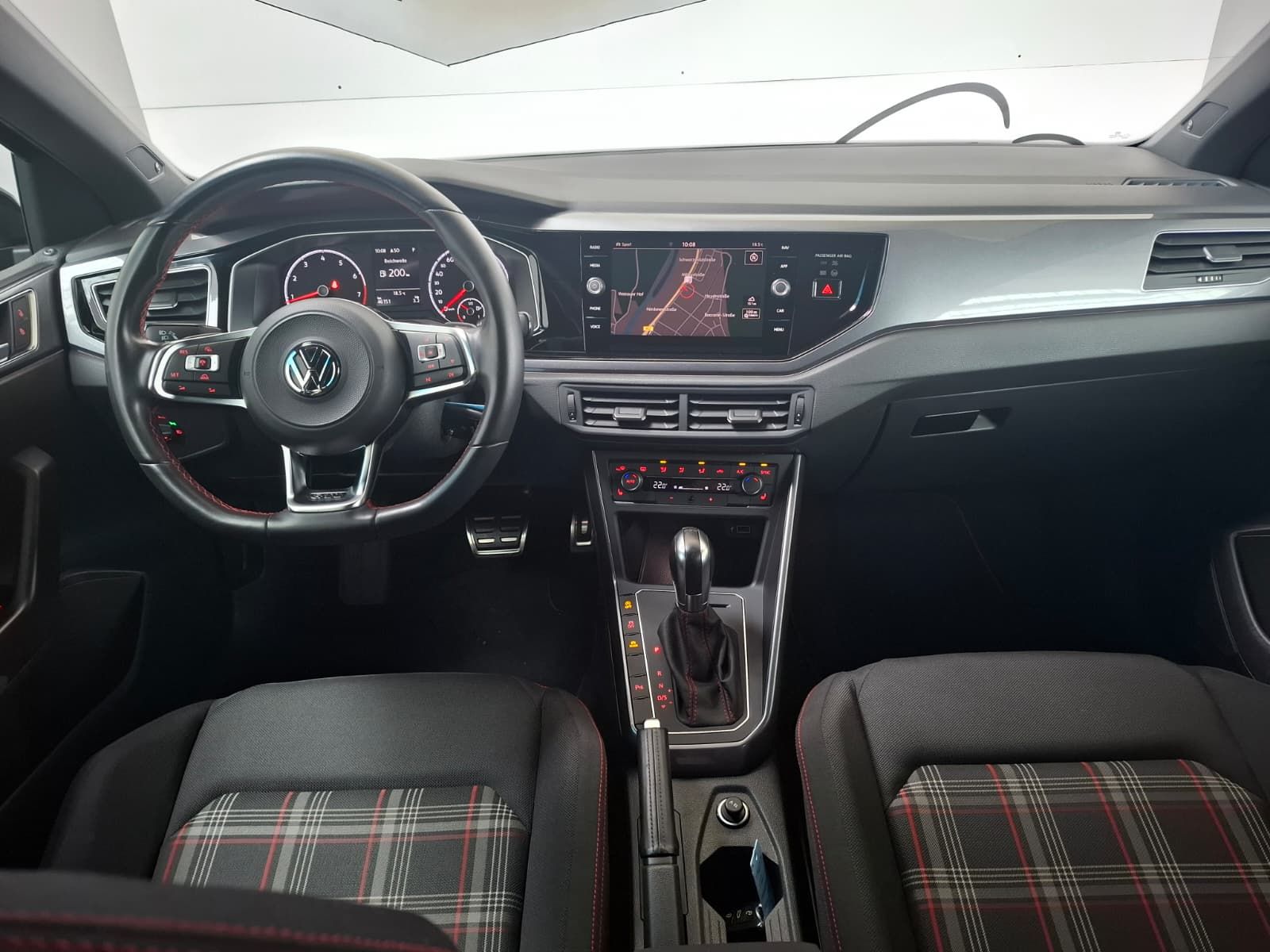 Fahrzeugabbildung Volkswagen Polo GTI 2,0 TSI DSG +Navi+ Licht & Sicht+Kamera