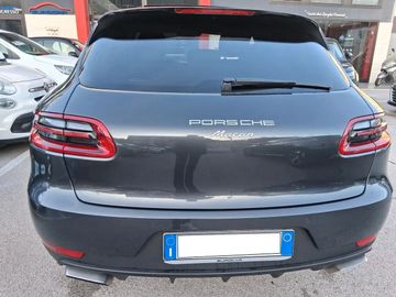 Porsche Macan - 5