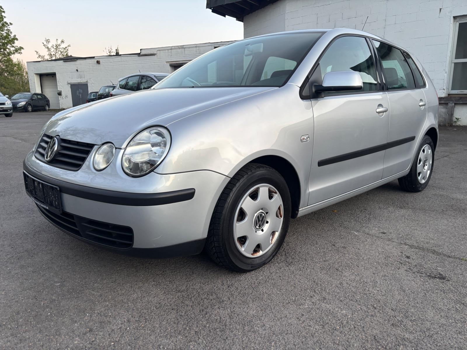 Volkswagen Polo 1.2  Trendline/NEU TÜV/KLIMA/EFH