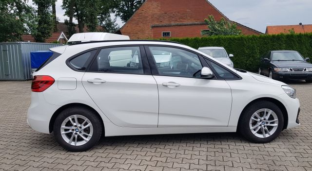 Fahrzeugabbildung BMW 218d Active Tourer Advantage+LED+Pano+Kamera+DAB