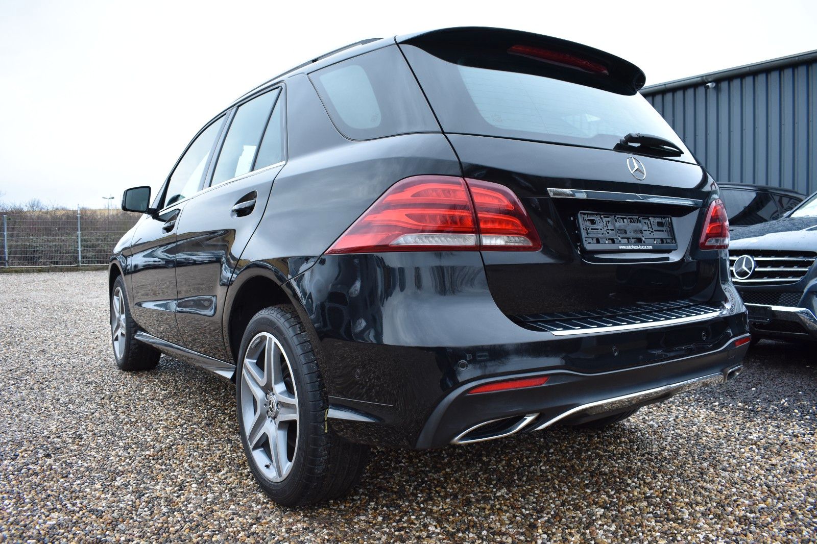 Fahrzeugabbildung Mercedes-Benz GLE 350 d 4Matic AMG line